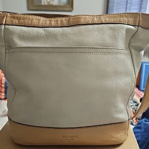 EUC WOMENS MARGOT NY BAG